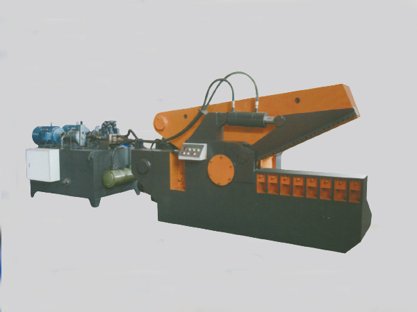 金屬撕碎機廠家如何實現長遠發展?